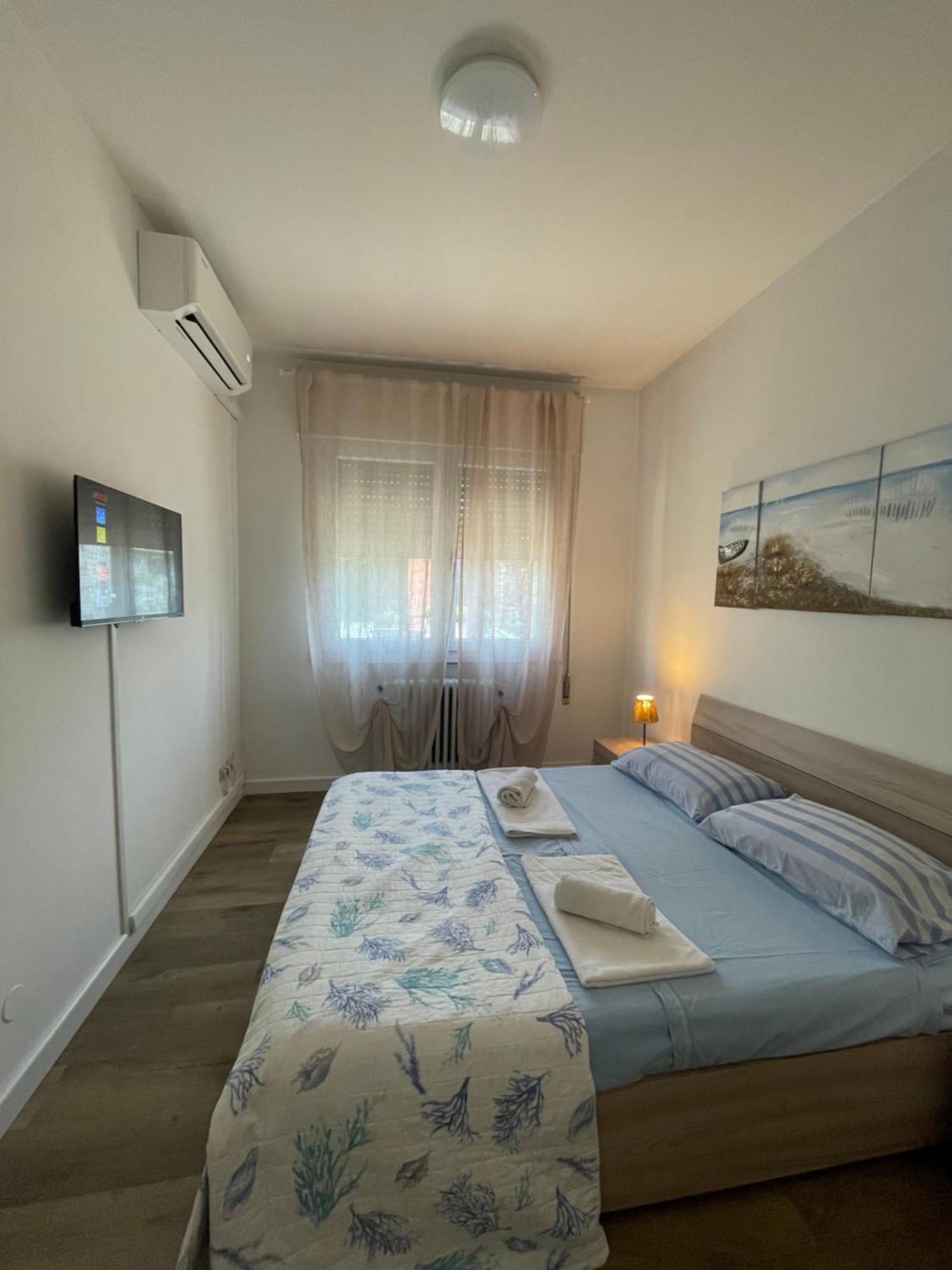 Gabriel House - Parking And Station Apartment *